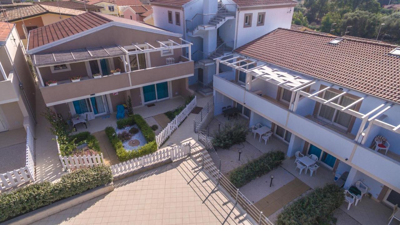Villetta Federico Climatizzata Con Giardino Privato Viddalba Luaran gambar