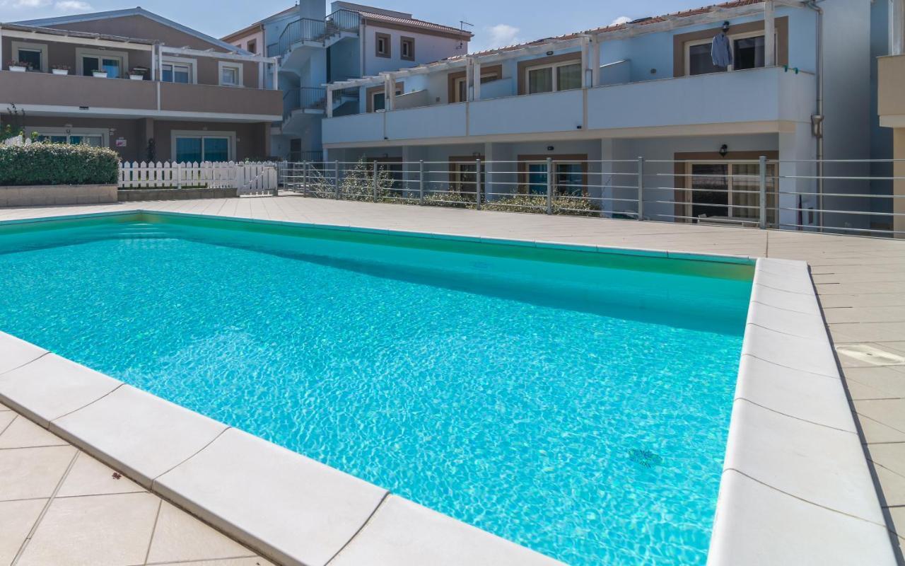 Villetta Federico Climatizzata Con Giardino Privato Viddalba Luaran gambar