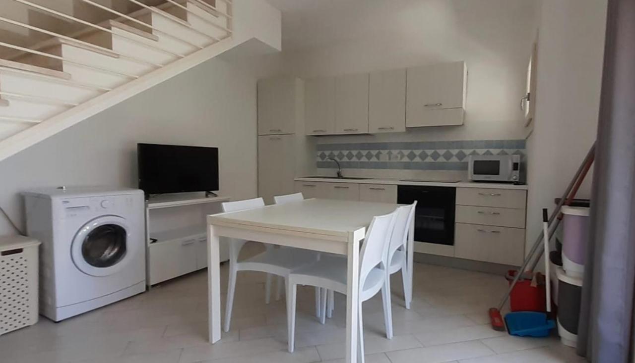 Villetta Federico Climatizzata Con Giardino Privato Viddalba Luaran gambar